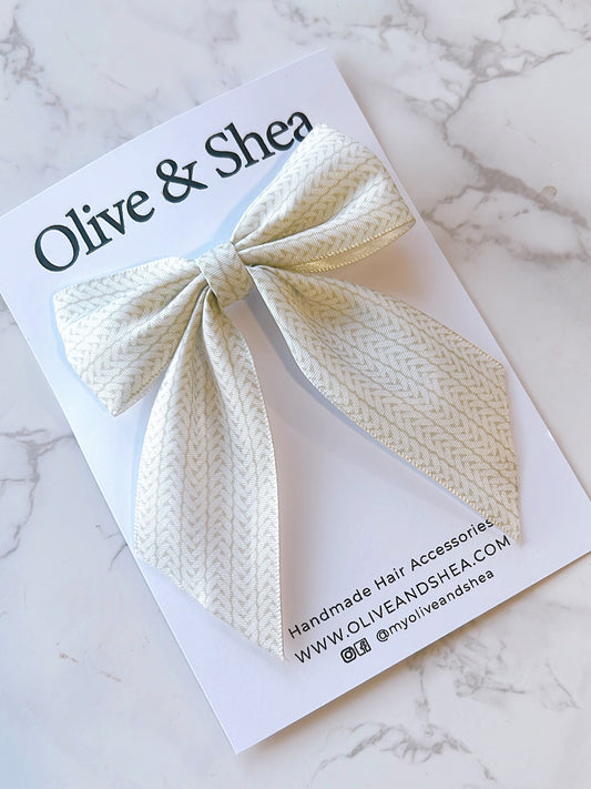 Vera Hair Bow