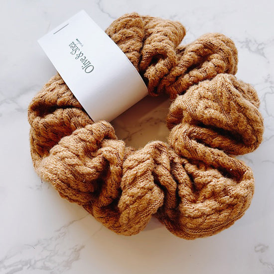 Knit Scrunchie