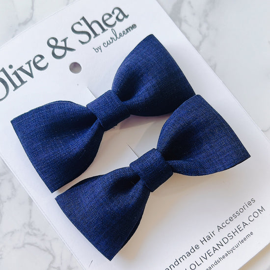 Navy Linen Pigtail Bow