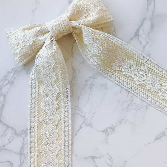 Daphne Vintage Yellow Back Lace Bow