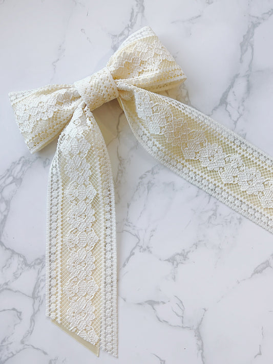 Daphne Vintage Yellow Back Lace Bow