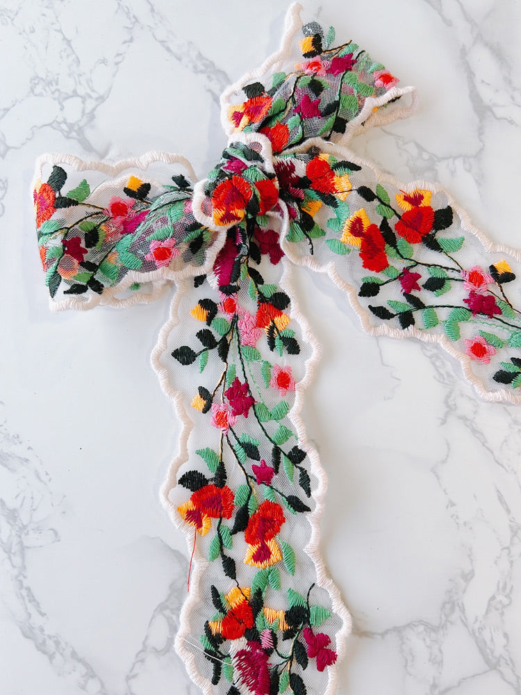 Valarie Lace Bow