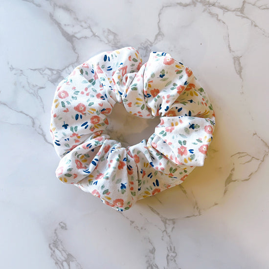 Alexis Petite Scrunchie