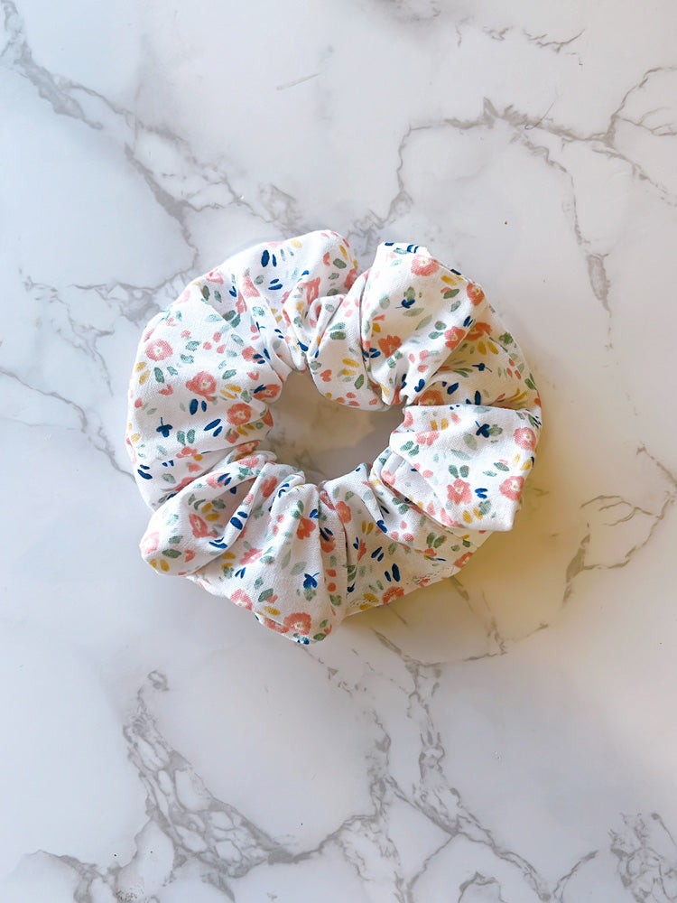 Alexis Petite Scrunchie