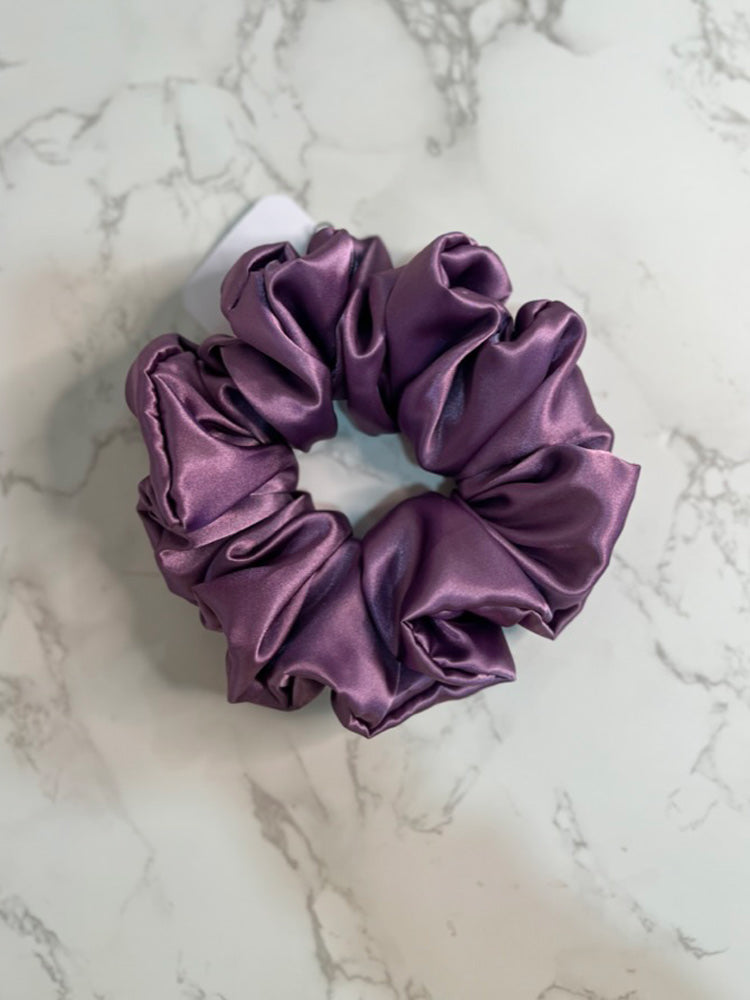 Kira Jumbo Scrunchie
