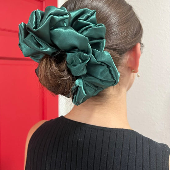 Emerald Jumbo Scrunchie