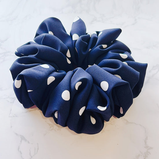 Amara Jumbo Scrunchie