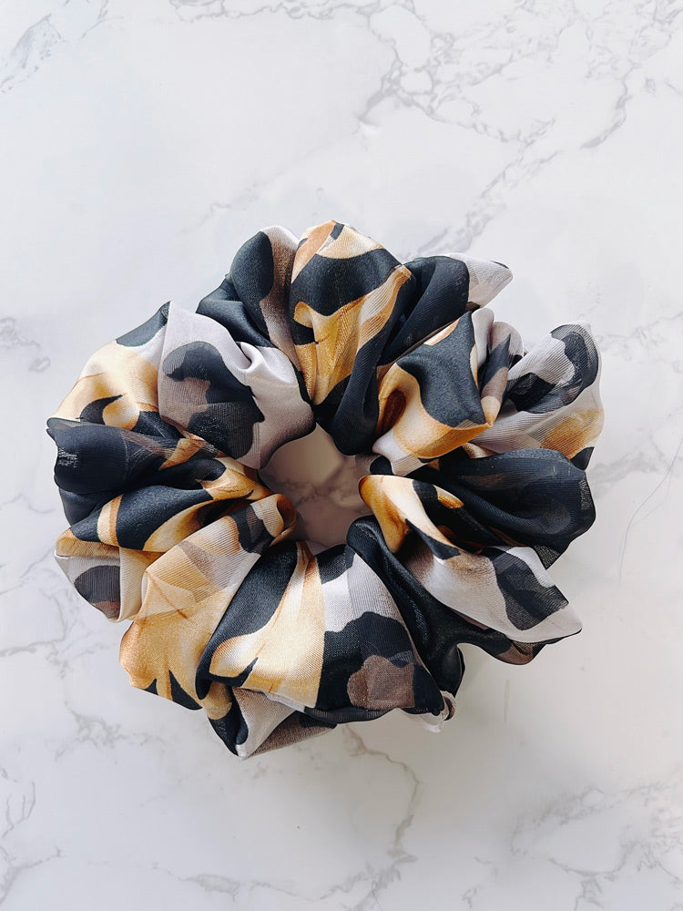 Adora Jumbo Scrunchie