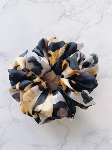 Adora Jumbo Scrunchie