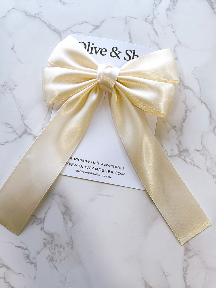 Stephanie Ivory Bow