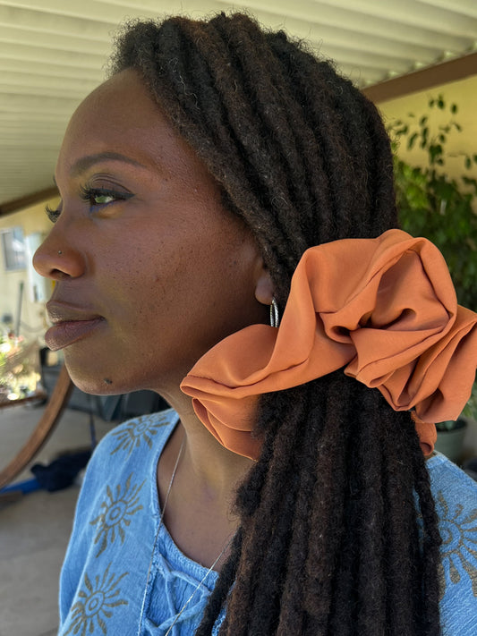 Gilda Scrunchie