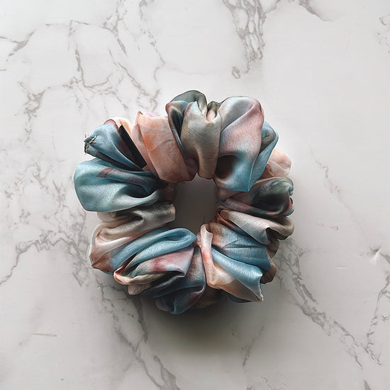 Venus Petite Scrunchie