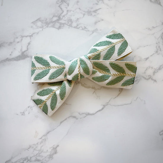 Theresa Knot Bow
