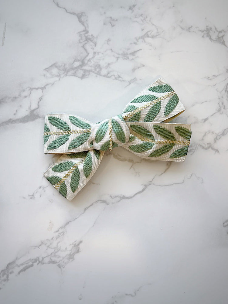 Theresa Knot Bow