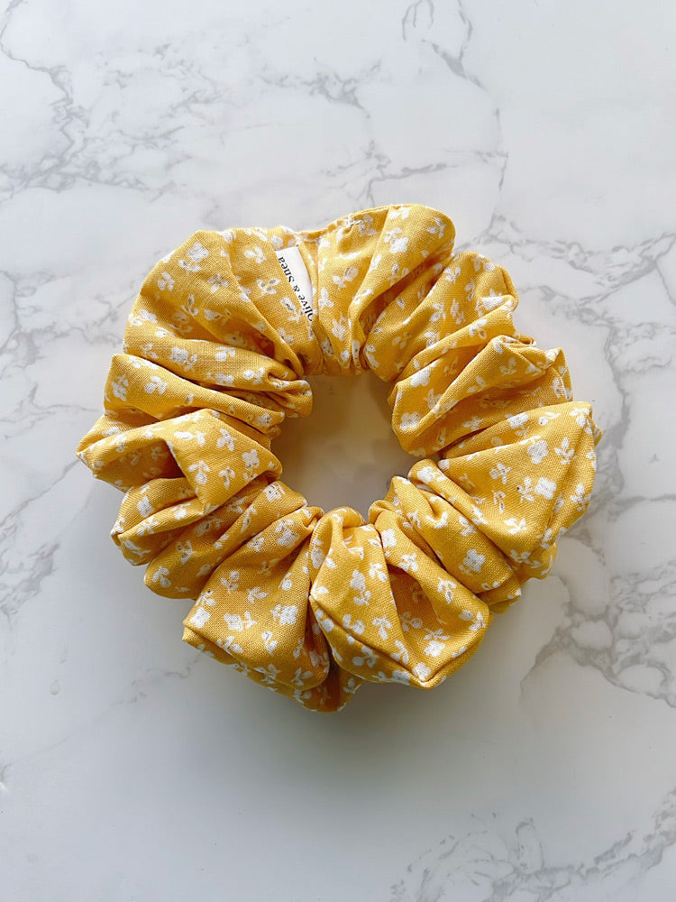 Anna Floral Petite Scrunchie