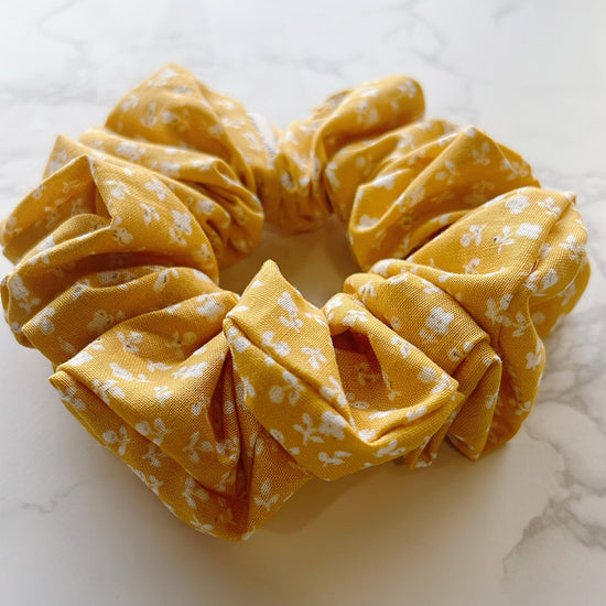 Anna Floral Petite Scrunchie