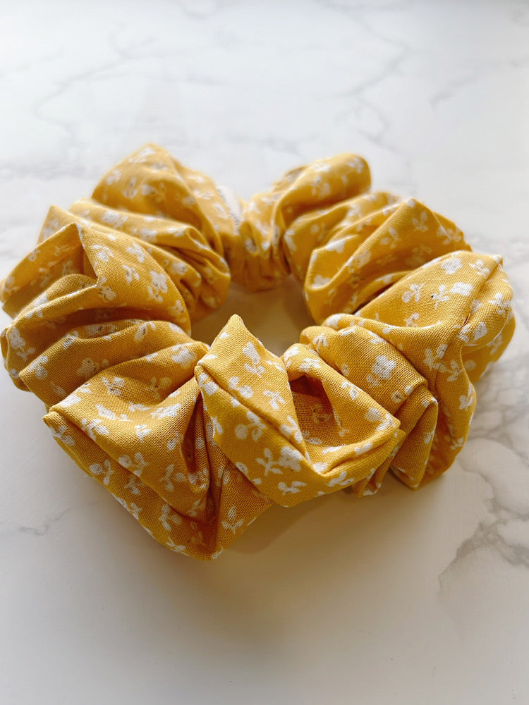 Anna Floral Petite Scrunchie