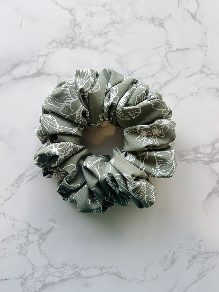 Dreamer Green Petite Scrunchie