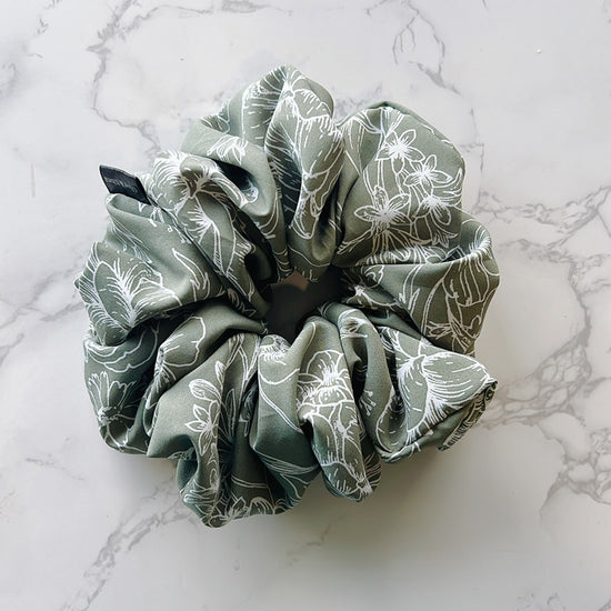 Dreamer Green Jumbo Scrunchie