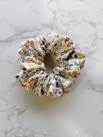 Ari Floral Petite Scrunchie