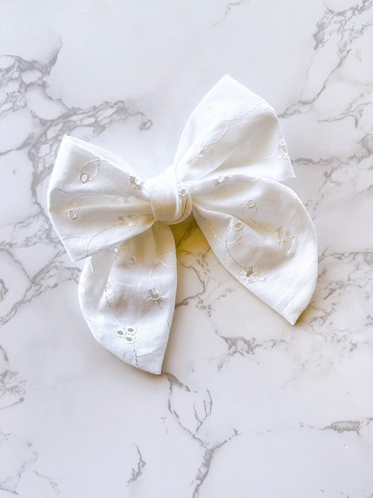 Lace Hand Tied Hair Bow