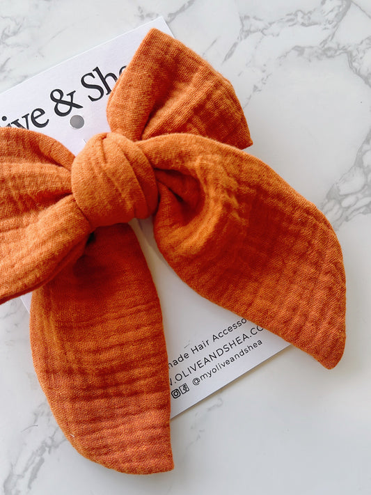 Chunky Crinkle Midi Hand Tied Hair Bow