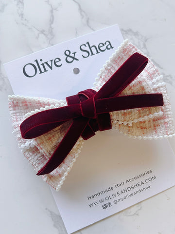Pearlberry Charm Hair Bow