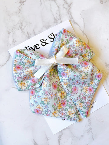 Chloe Mint Floral Medley Hair Bow