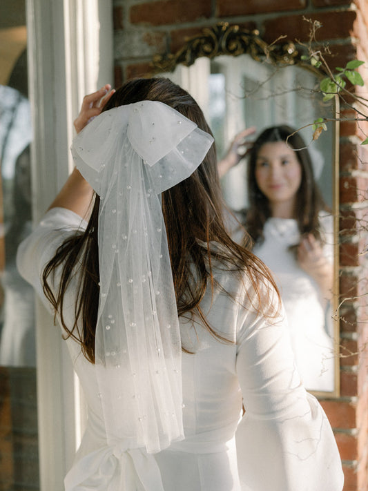 Pearl Bridal Bow Hair Clip