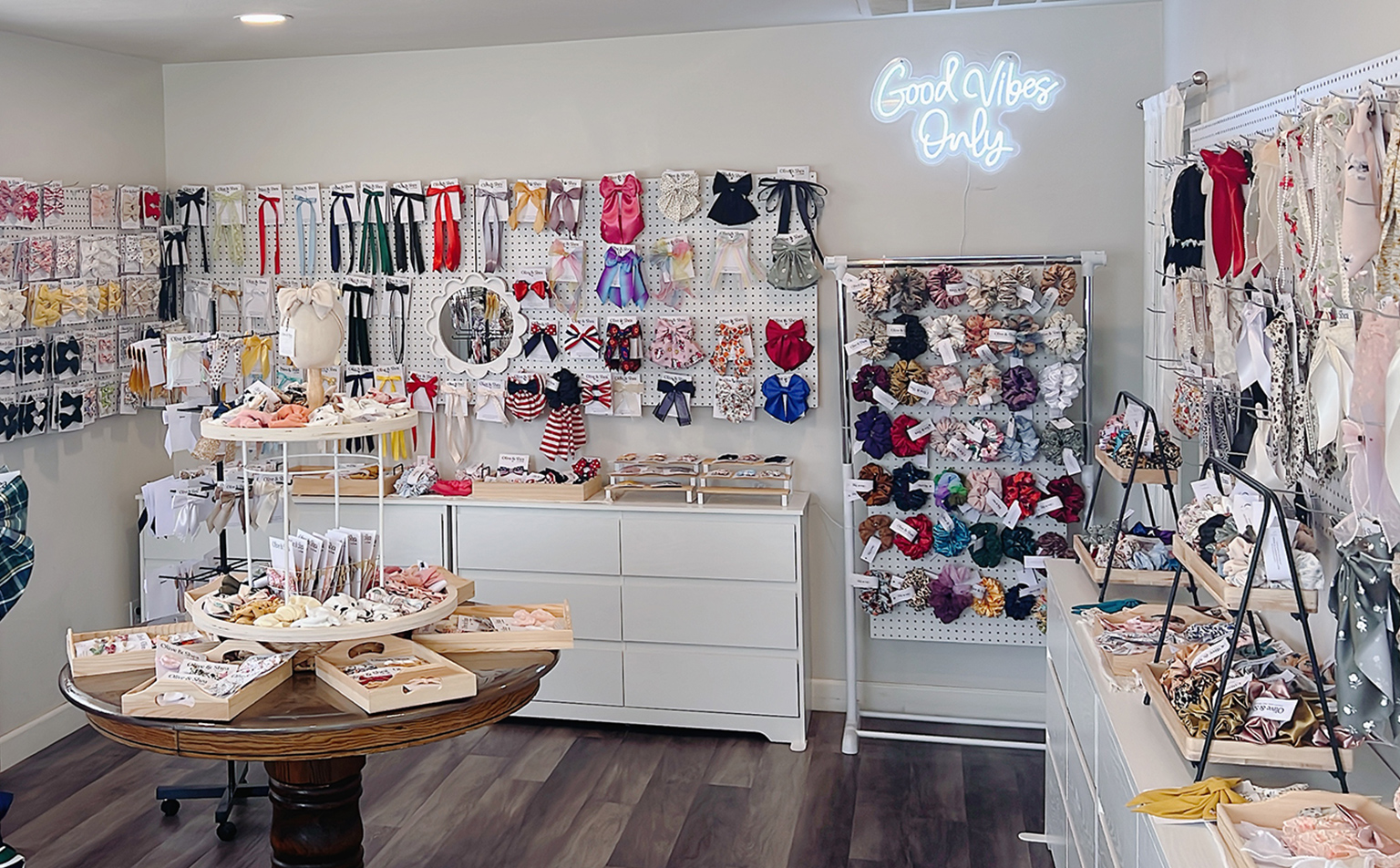 Customer Purchasing Hair Bows at Olive & Shea